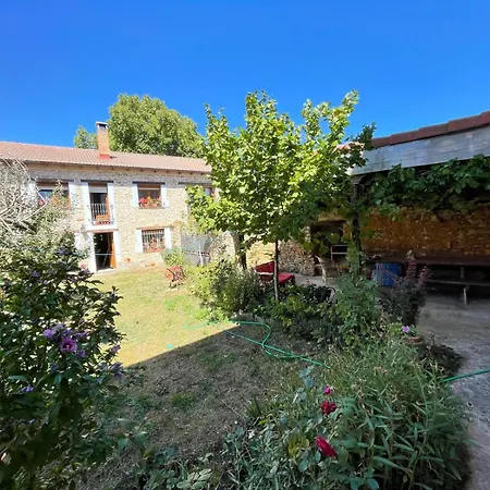 Casa Rustica Con Encanto Y Gran Patio *
