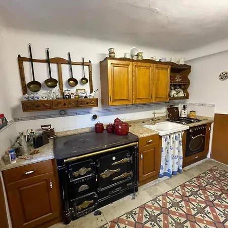 Casa Rustica Con Encanto Y Gran Patio